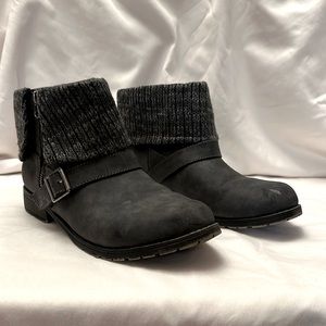 Rocket Dog Gray Foldover Ankle Boots Booties size 9.5